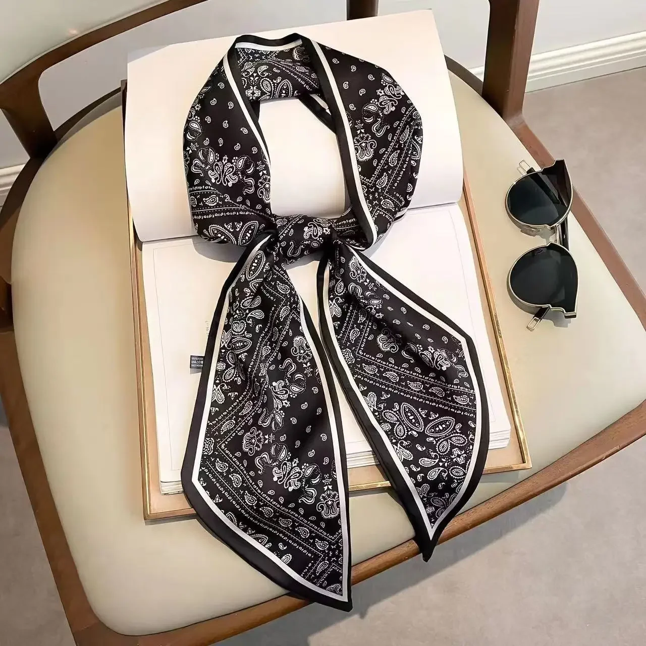Design Print Skinny Scarf Plai – Women'S Bags Designer Brands recenzja i cena